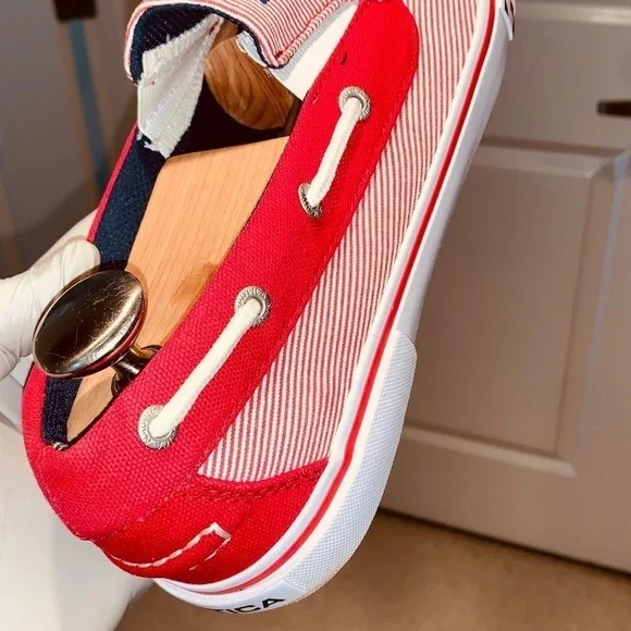 Nautica Premium Skipper Boat Shoes. - Picture 8 of 10